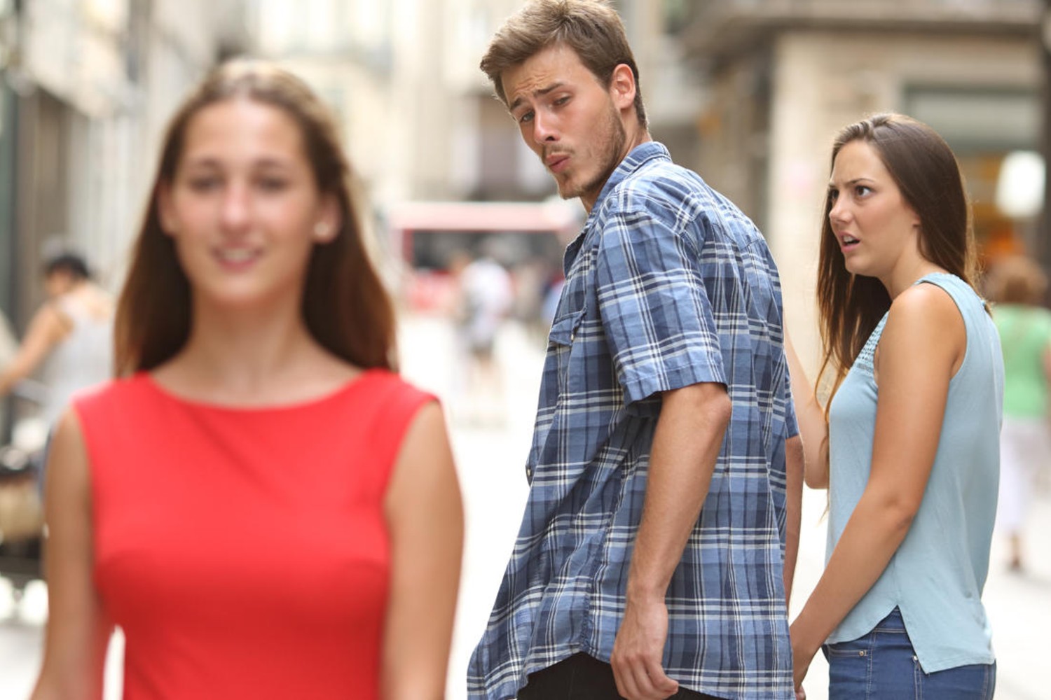 Erkek arkadaşı seni aldatıyor
