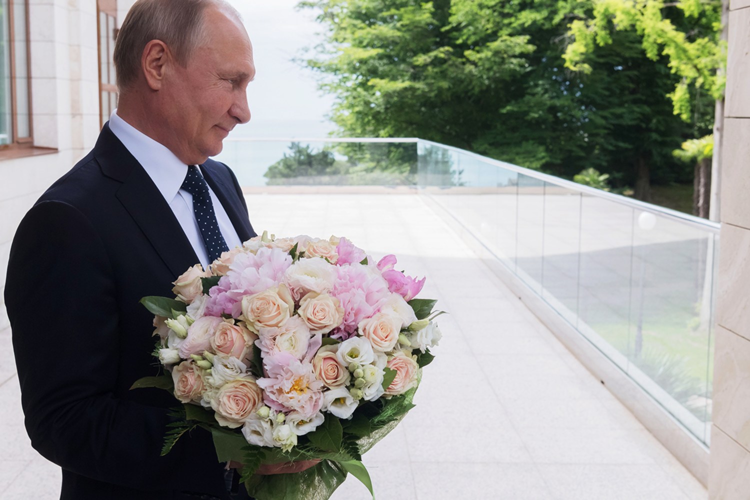 Путин девушке с 14 февраля