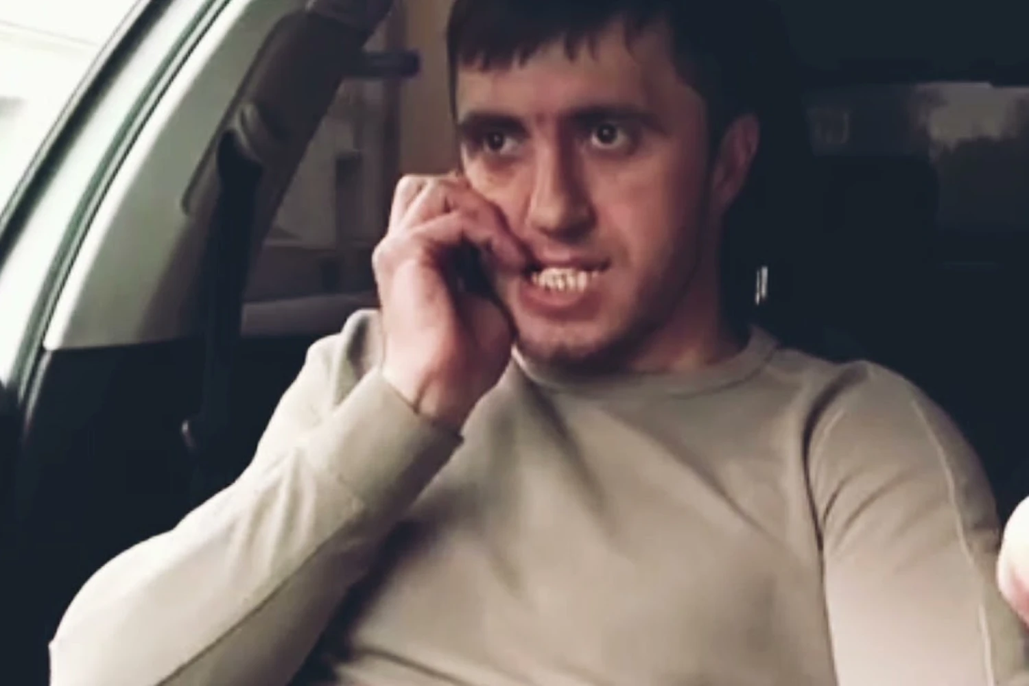 Мурад требует бабки