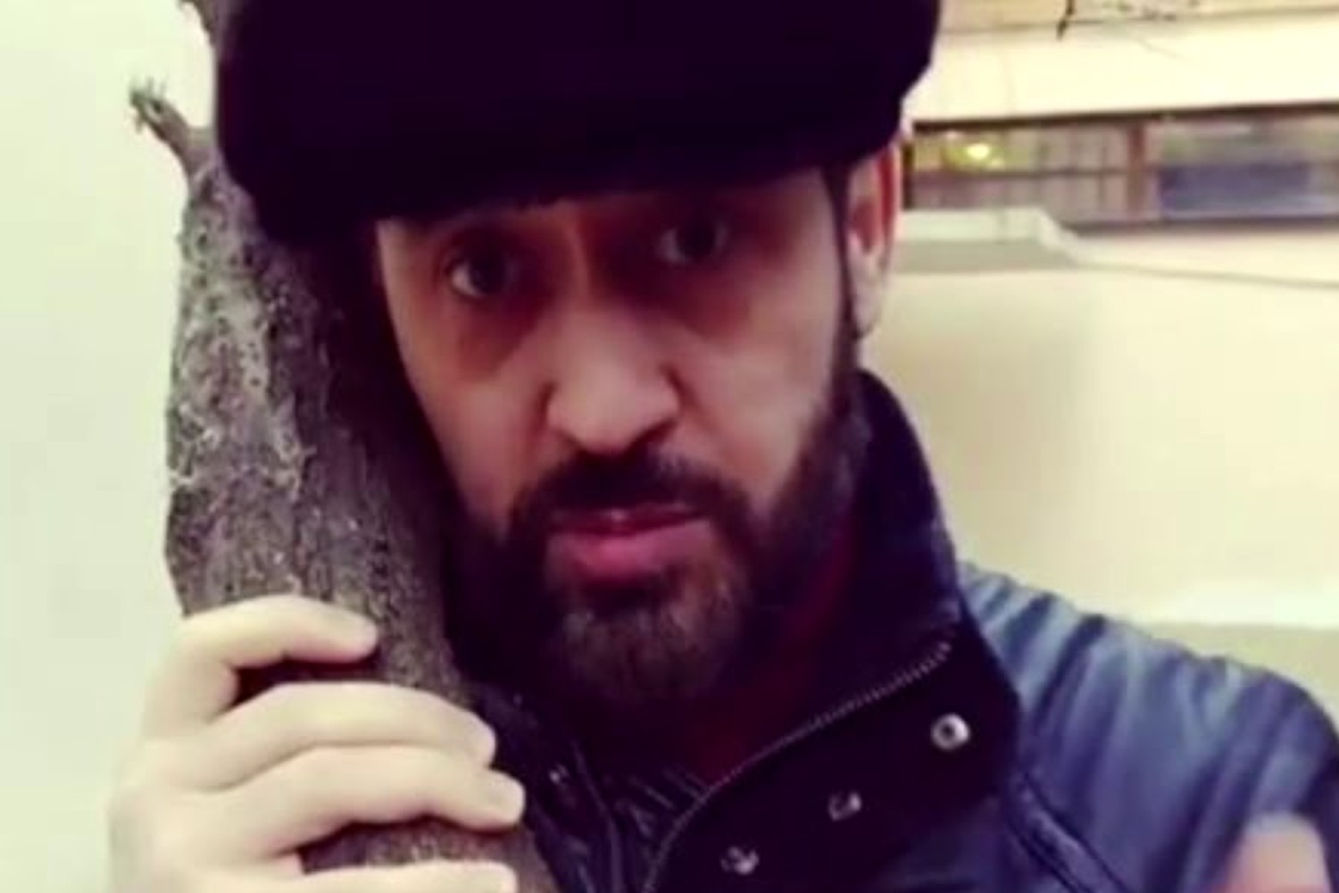 Зачем названиваешь?